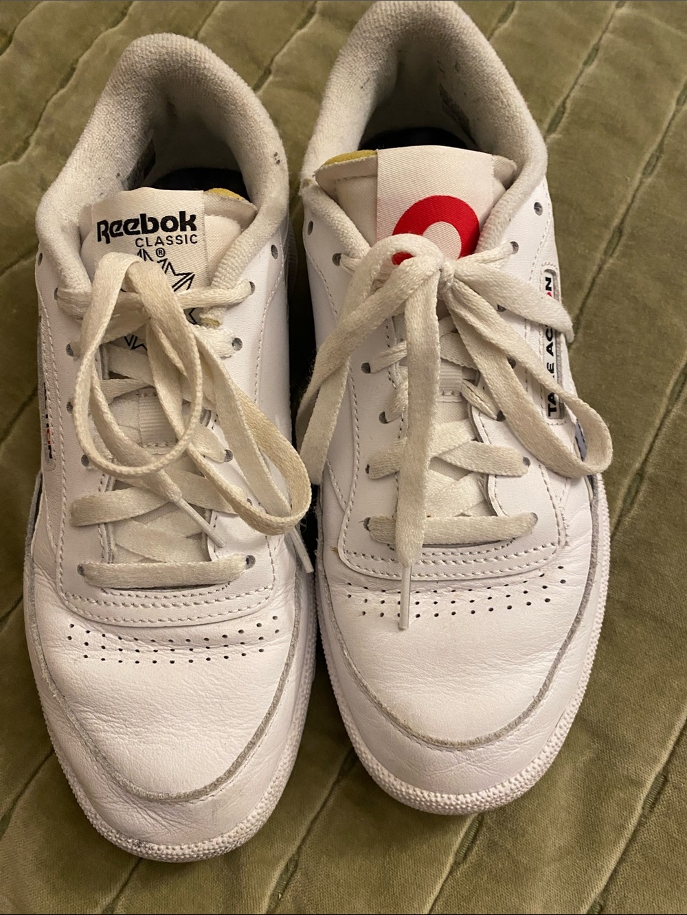Reebok women’s White Leather Sneakers